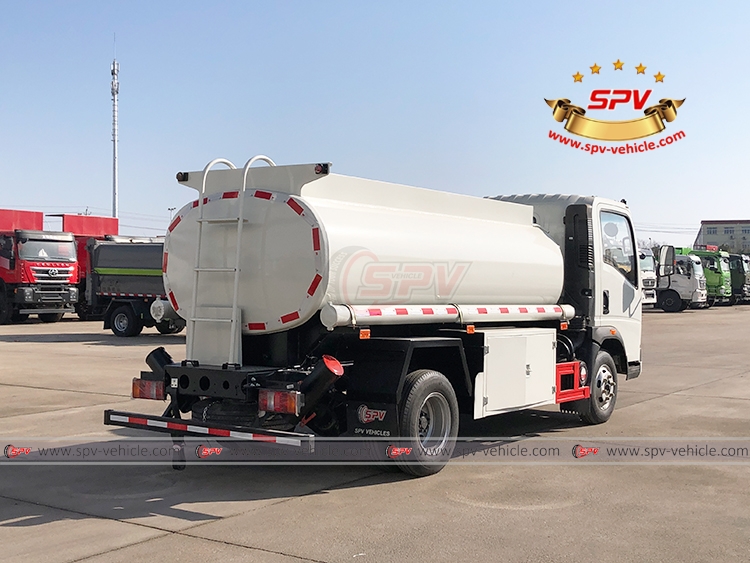 5,000 Litres Petroleum Tank Truck Sinotruk - RB 5,000 Litres Petroleum Tank Truck Sinotruk - RB